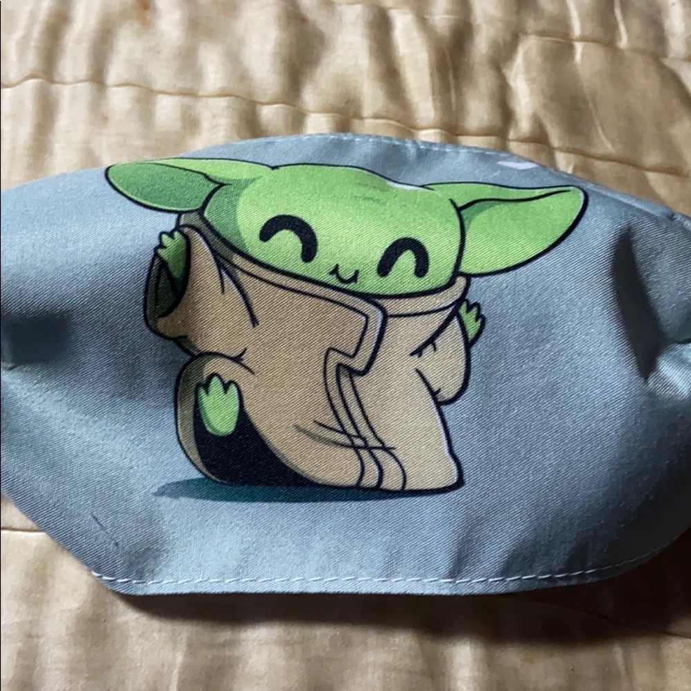Yoda dancing mask